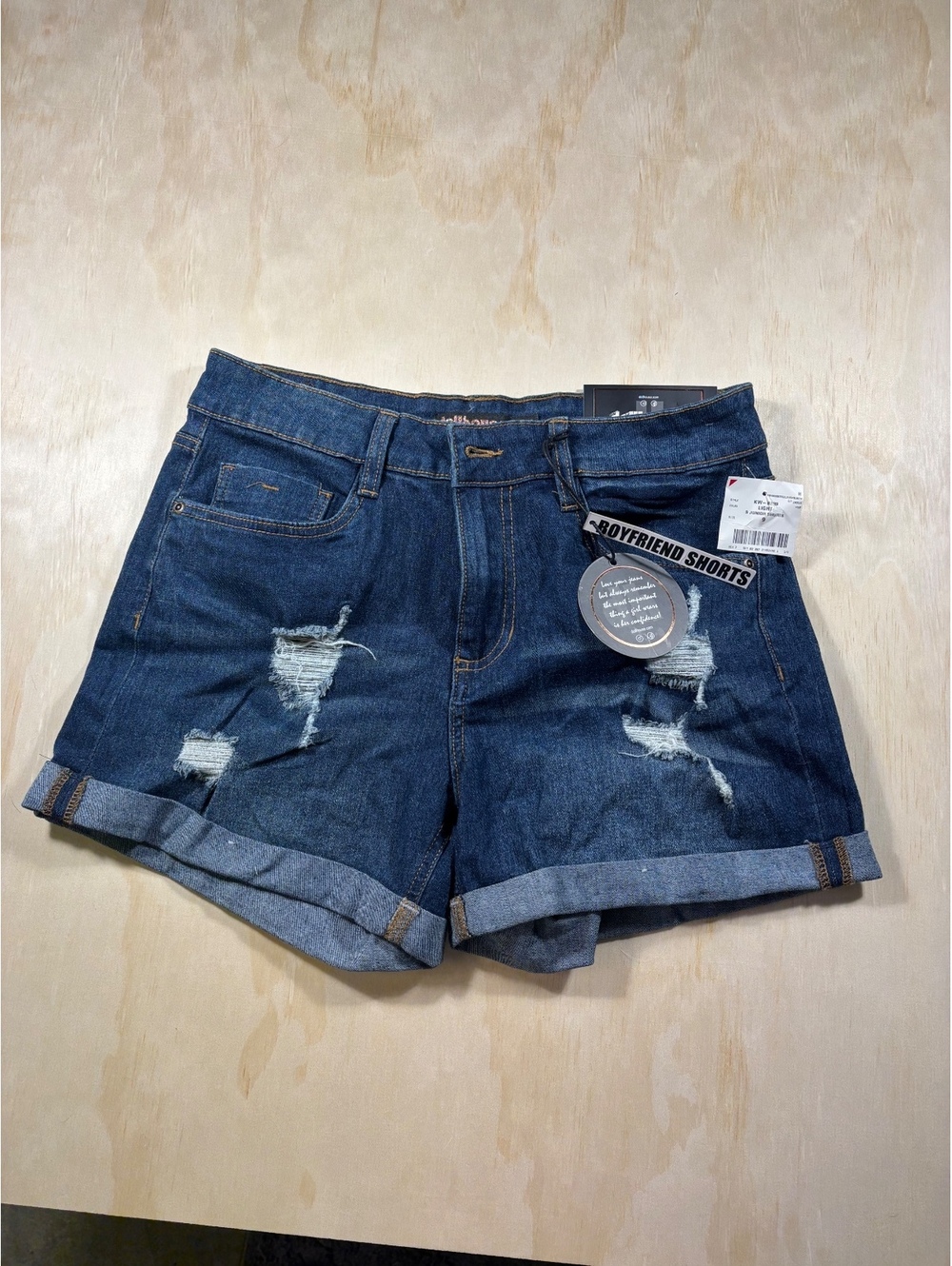 Dollhouse Boyfriend Jean Shorts Size 9/10  Causal, School, Fall Kw-8239 NWT